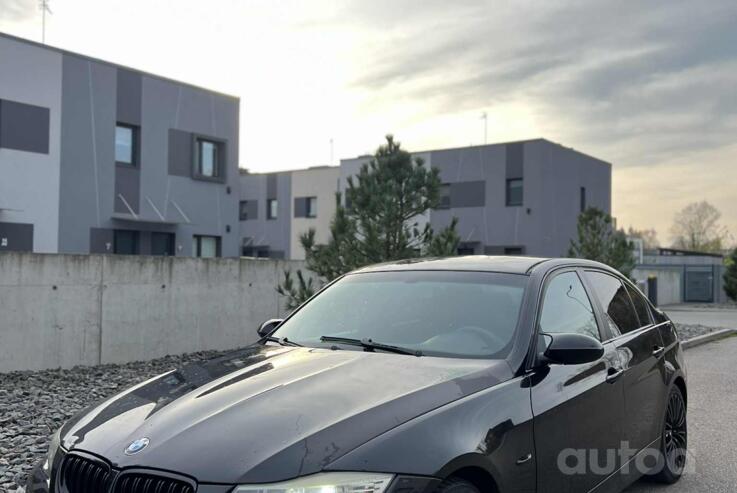 BMW 3 Series E90/E91/E92/E93 Sedan