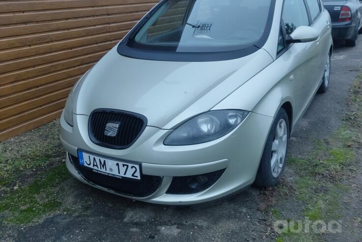 SEAT Toledo 3 generation Hatchback