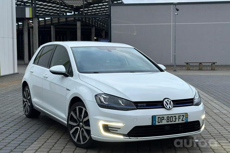 Volkswagen Golf 7 generation Hatchback 5-doors