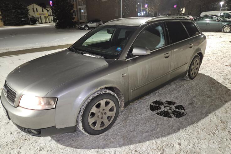 Audi A4 B6 Avant wagon 5-doors