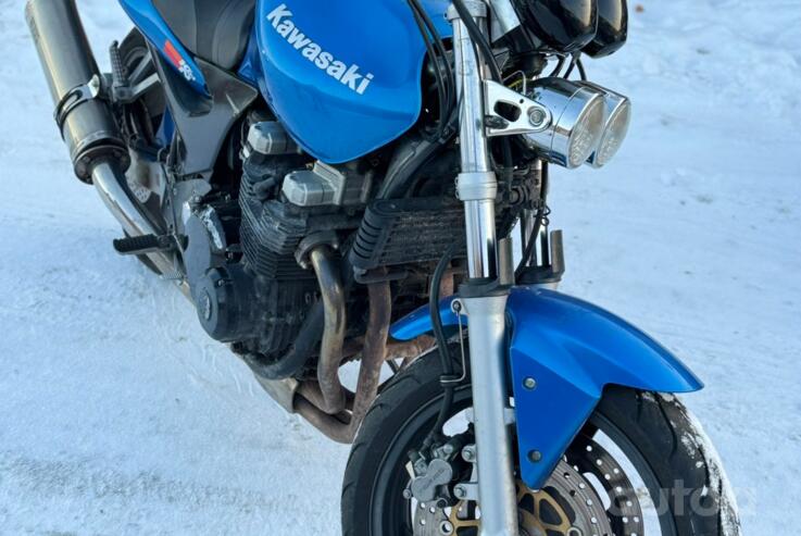 Kawasaki ZR