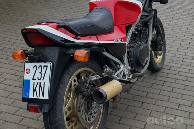 Honda VF