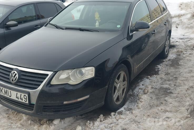 Volkswagen Passat B6 wagon 5-doors