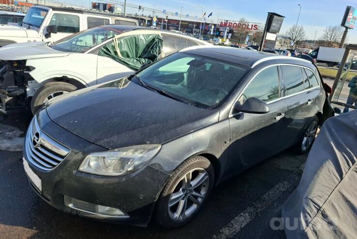 Opel Insignia A Sports Tourer wagon 5-doors