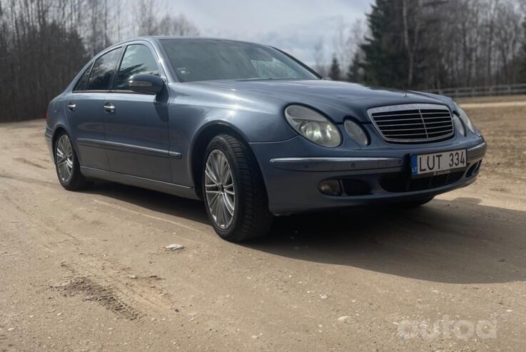Mercedes-Benz E-Class W211 Sedan