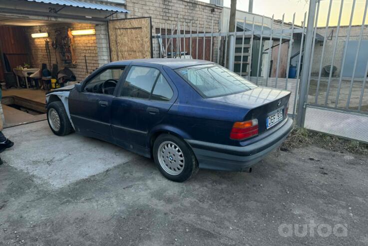 BMW 3 Series E36 Sedan