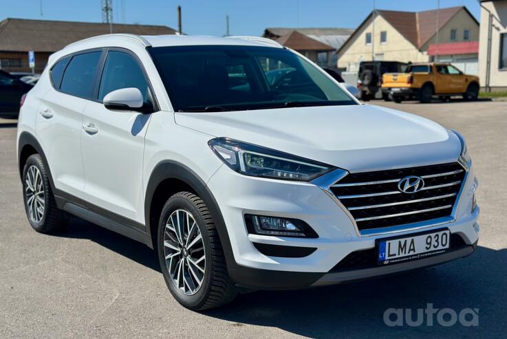 Hyundai Tucson 3 generation Crossover