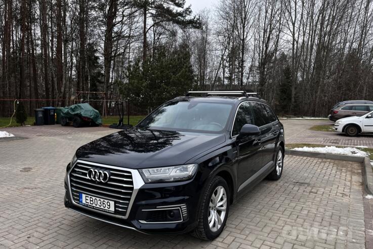 Audi Q7 4M Crossover
