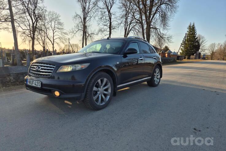 Infiniti FX 1 generation