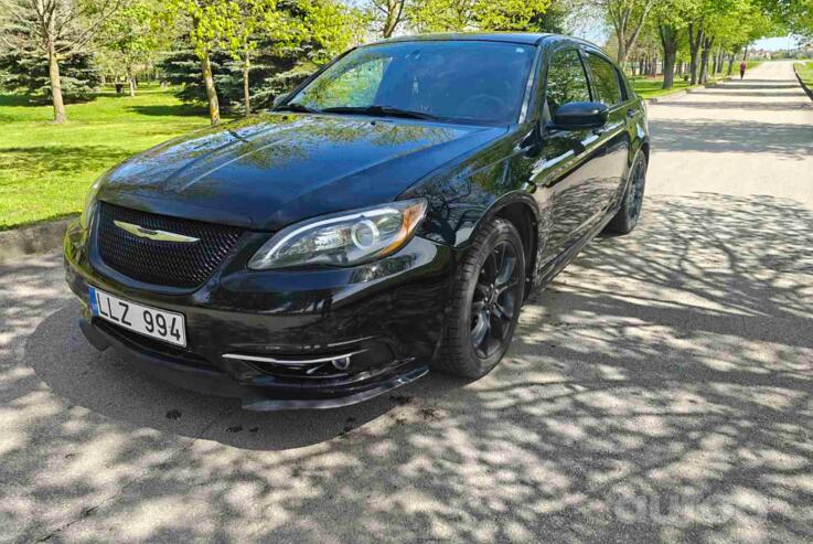Chrysler 200 1 generation