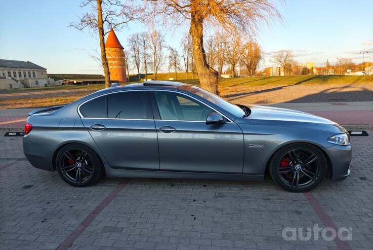 BMW 5 Series F07/F10/F11 Sedan
