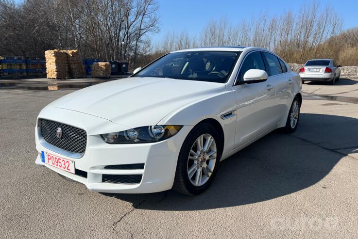 Jaguar XE 1 generation
