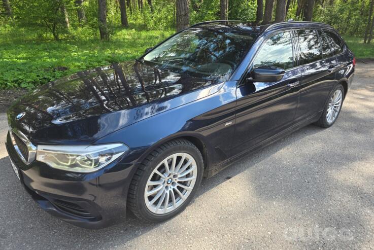 BMW 5 Series G30 Touring wagon