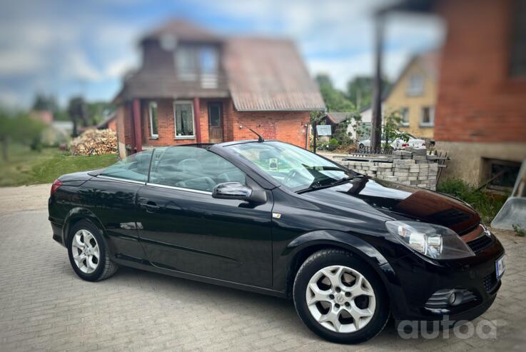 Opel Astra H Hatchback