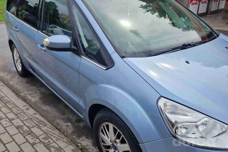 Ford Galaxy