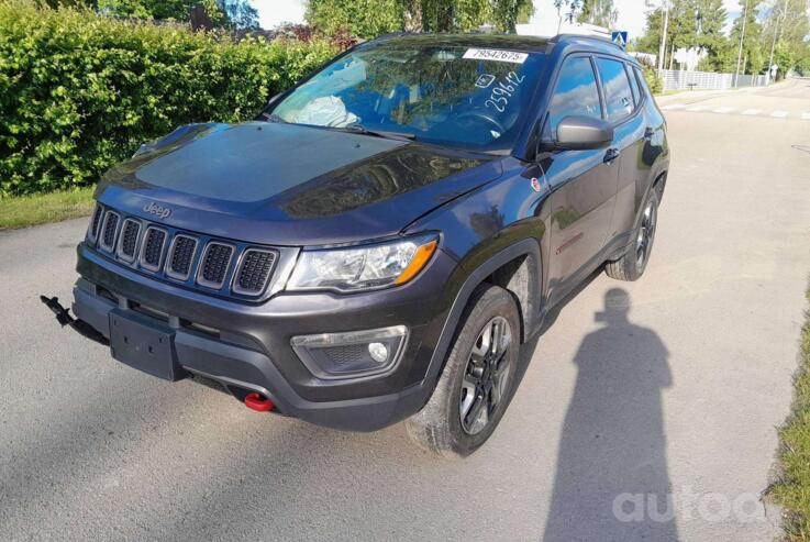 Jeep Compass 2 generation Crossover