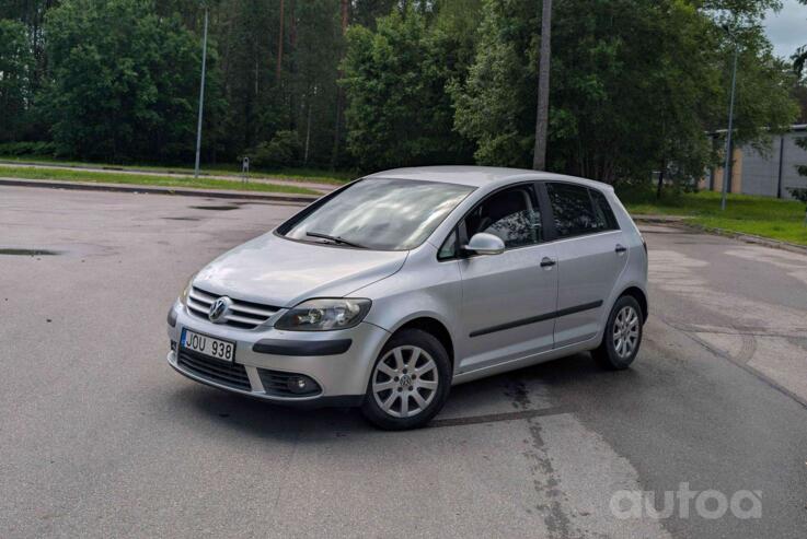 Volkswagen Golf Plus 1 generation