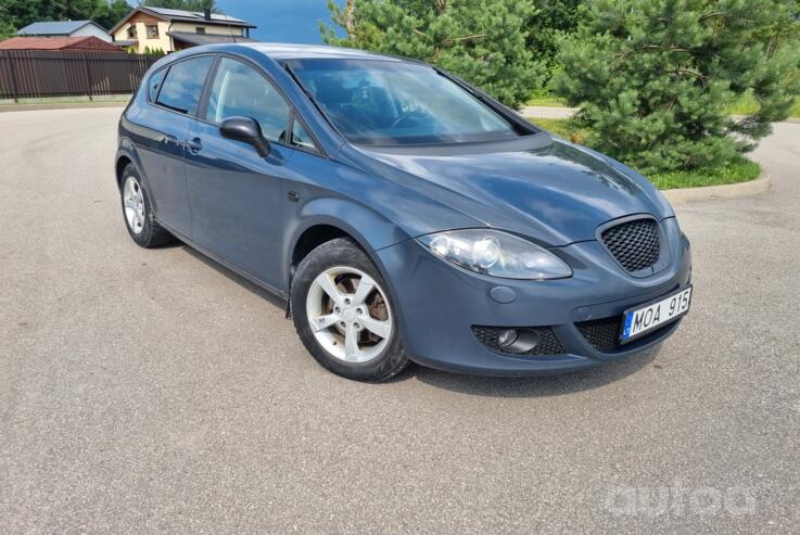 SEAT Leon 2 generation Hatchback 5-doors