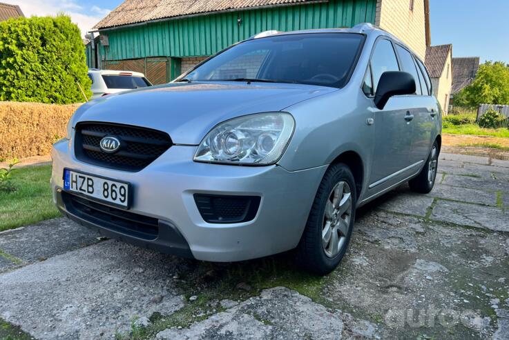 Kia Carens 3 generation Minivan