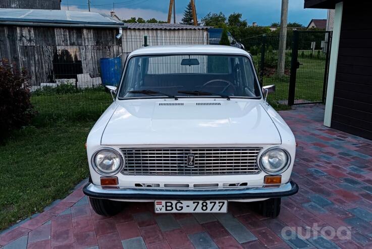 VAZ (Lada) 2101 1 generation Sedan