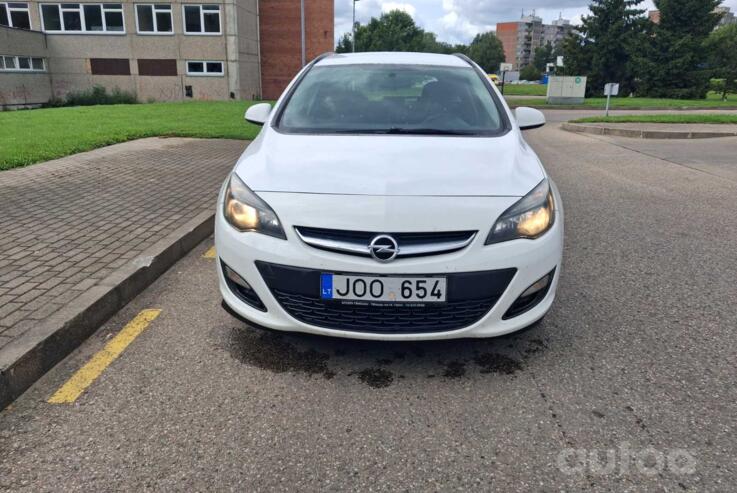 Opel Astra J [restyling] Sports Tourer wagon 5-doors