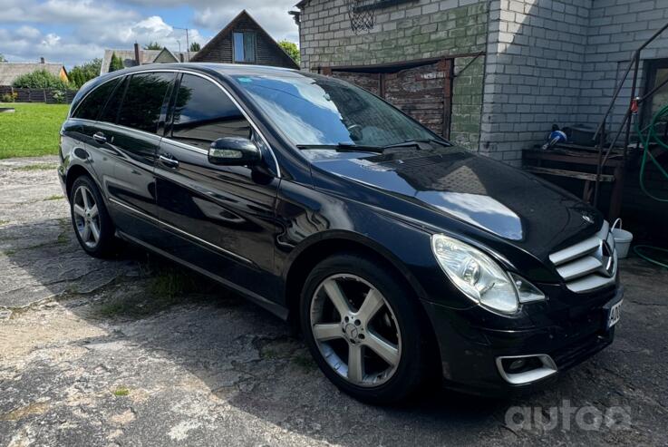 Mercedes-Benz R-Class W251 Minivan