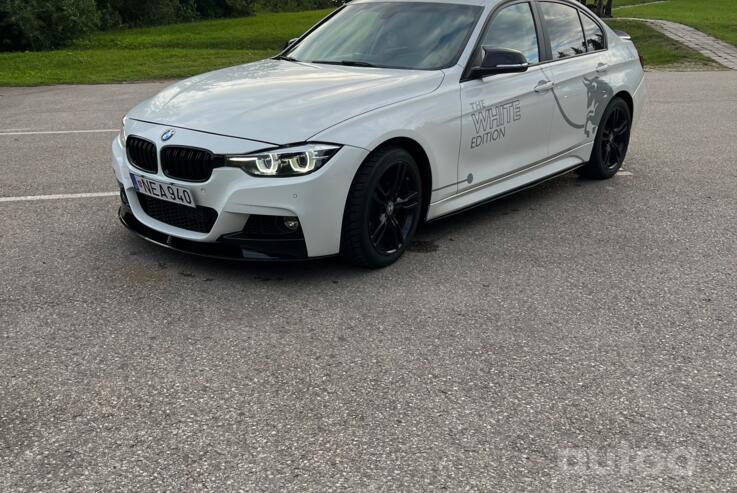 BMW 320 2013