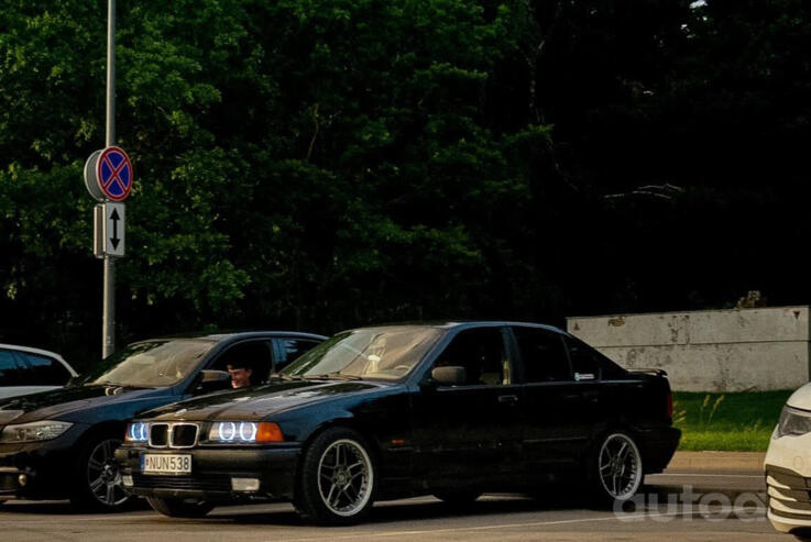 BMW 3 Series E36 Sedan