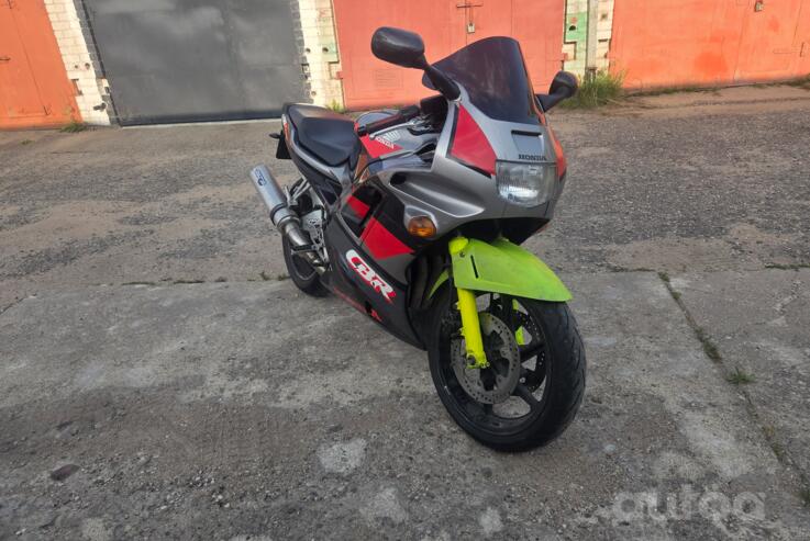 Honda CBR