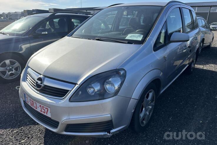 Opel Zafira B [restyling]