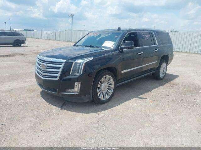 Cadillac Escalade 4 generation SUV