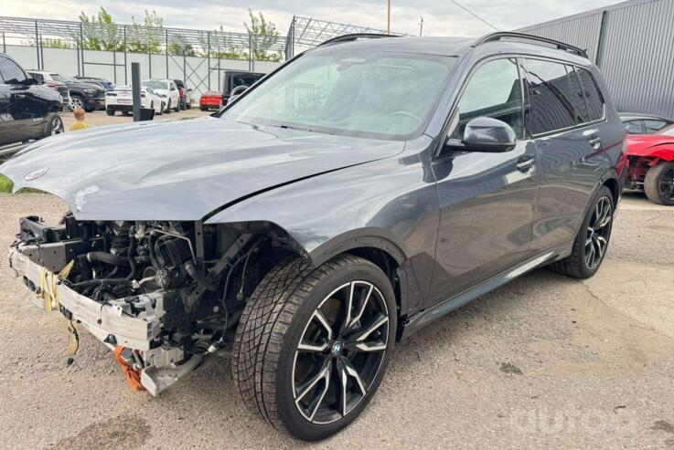 BMW X7 G07 Crossover