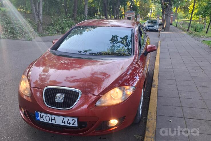 SEAT Leon 2 generation Hatchback 5-doors