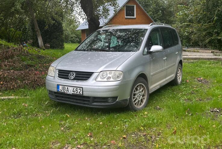 Volkswagen Touran 1 generation Minivan