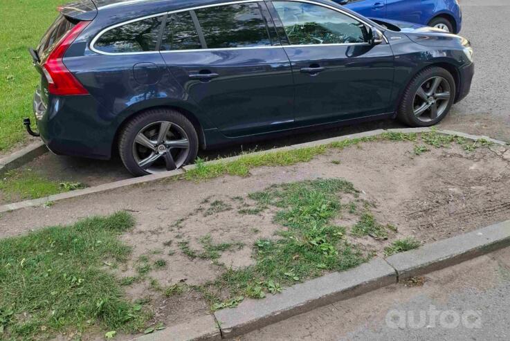 Volvo V60 Cross Country