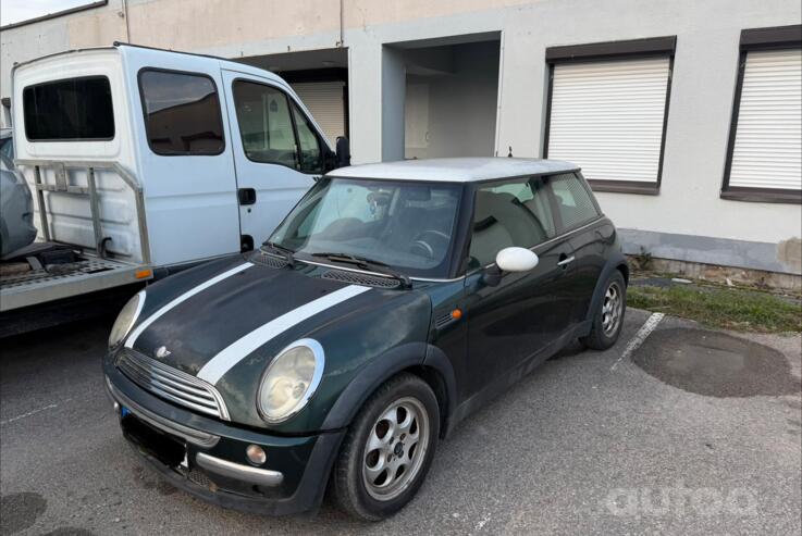 Mini Cooper R50 Hatchback