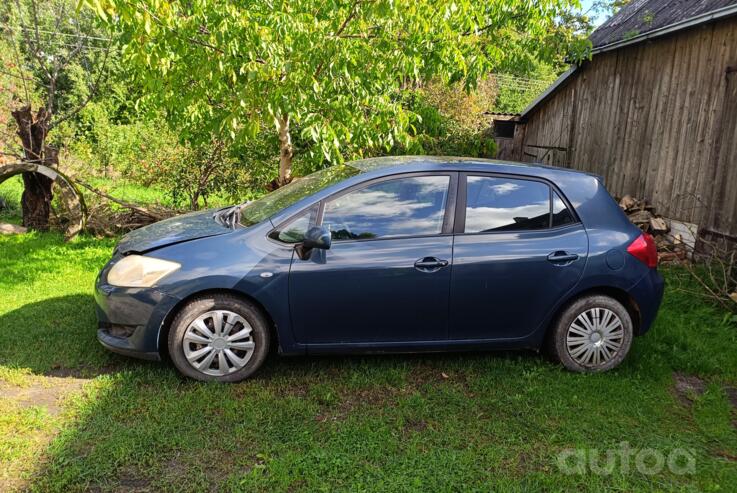 Toyota Auris 1 generation Hatchback 5-doors