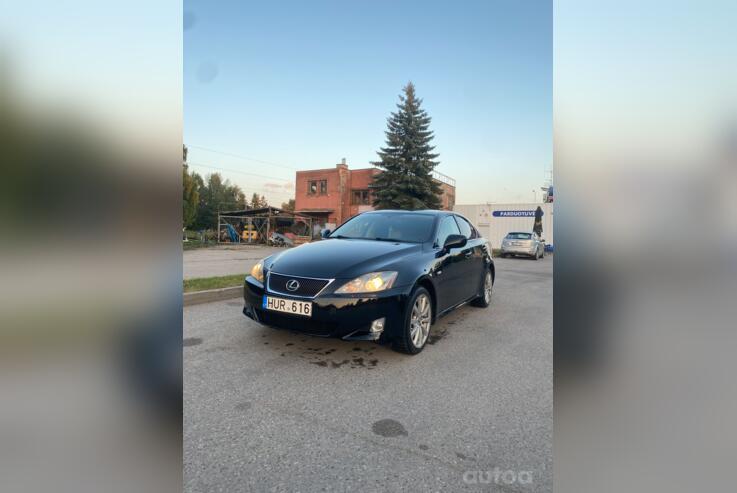 Lexus IS XE10 Sedan