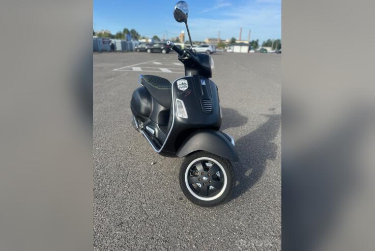 Vespa GTS