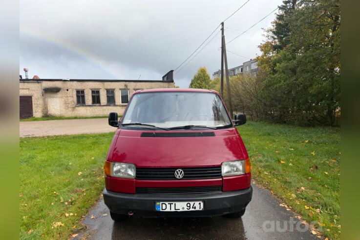 Volkswagen Caravelle T4 Minivan