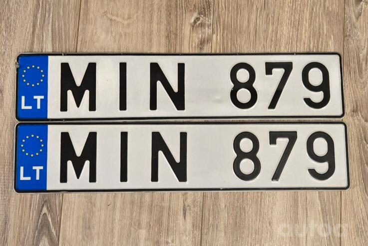 MIN879
