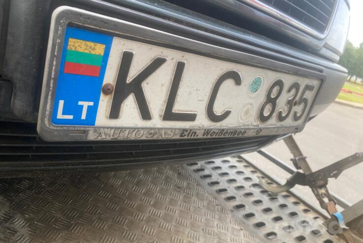KLC835