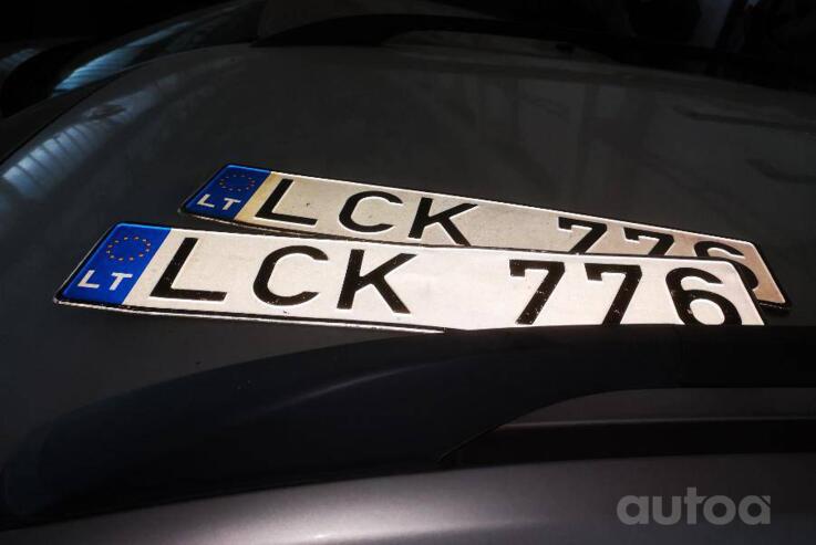 LCK776