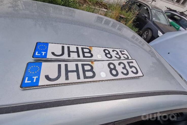 JHB835