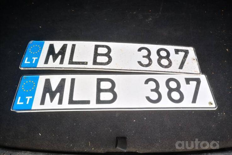 MLB387
