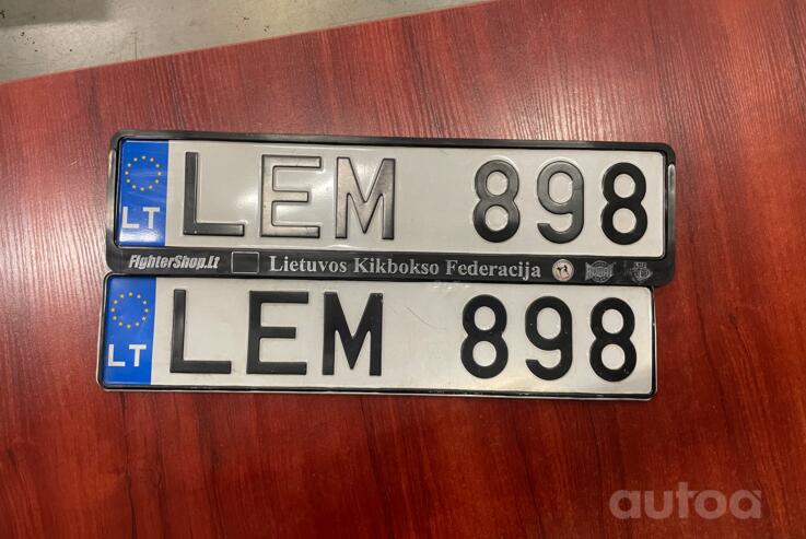 LEM898