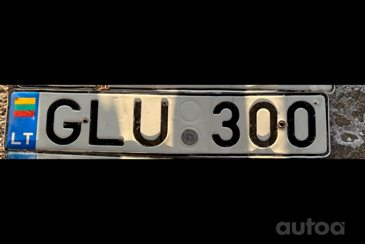 GLU300