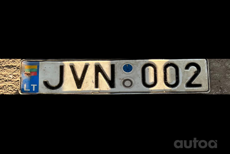JVN002