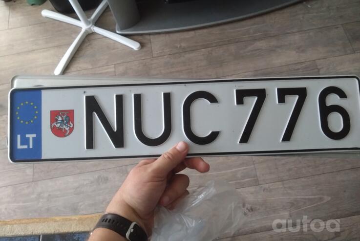 NUC776