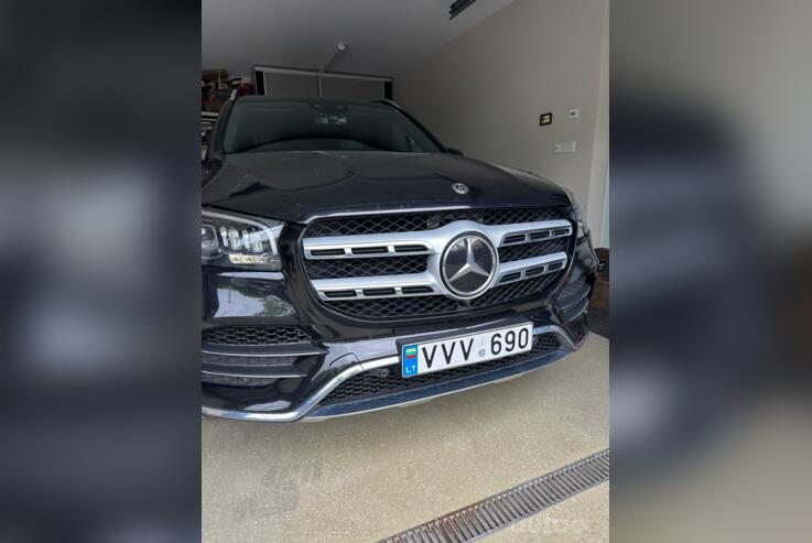 VVV690